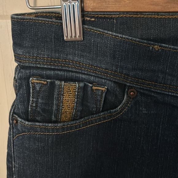 Levi’s SIZE 31”x 30”(12) Perfectly Slimming 512 Jeans - Straight Leg - Like New - Picture 9 of 14